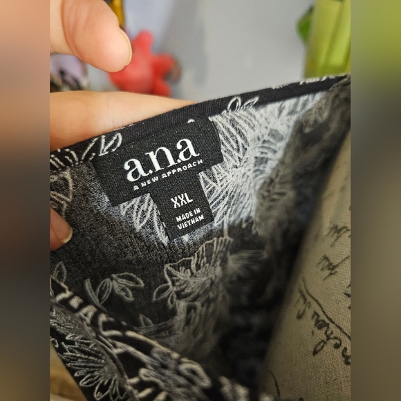 A.n.a A New Approach Black And White Top Ladies Xxlarge Flowy Arms. - Picture 5 of 10